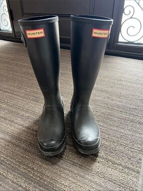 Hunter Matte Black Knee-High Rubber Rain Boots